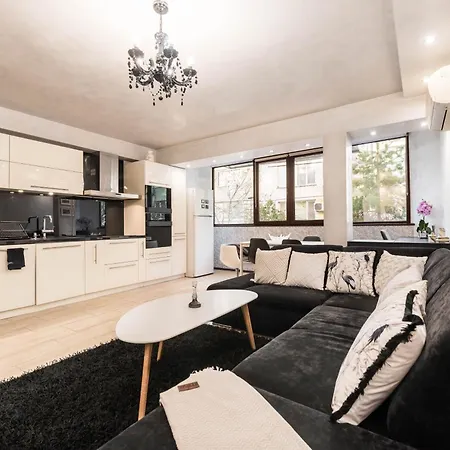 Aquamarine 2 * Varna