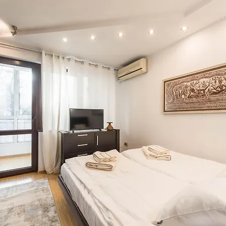Aquamarine 2 Varna
